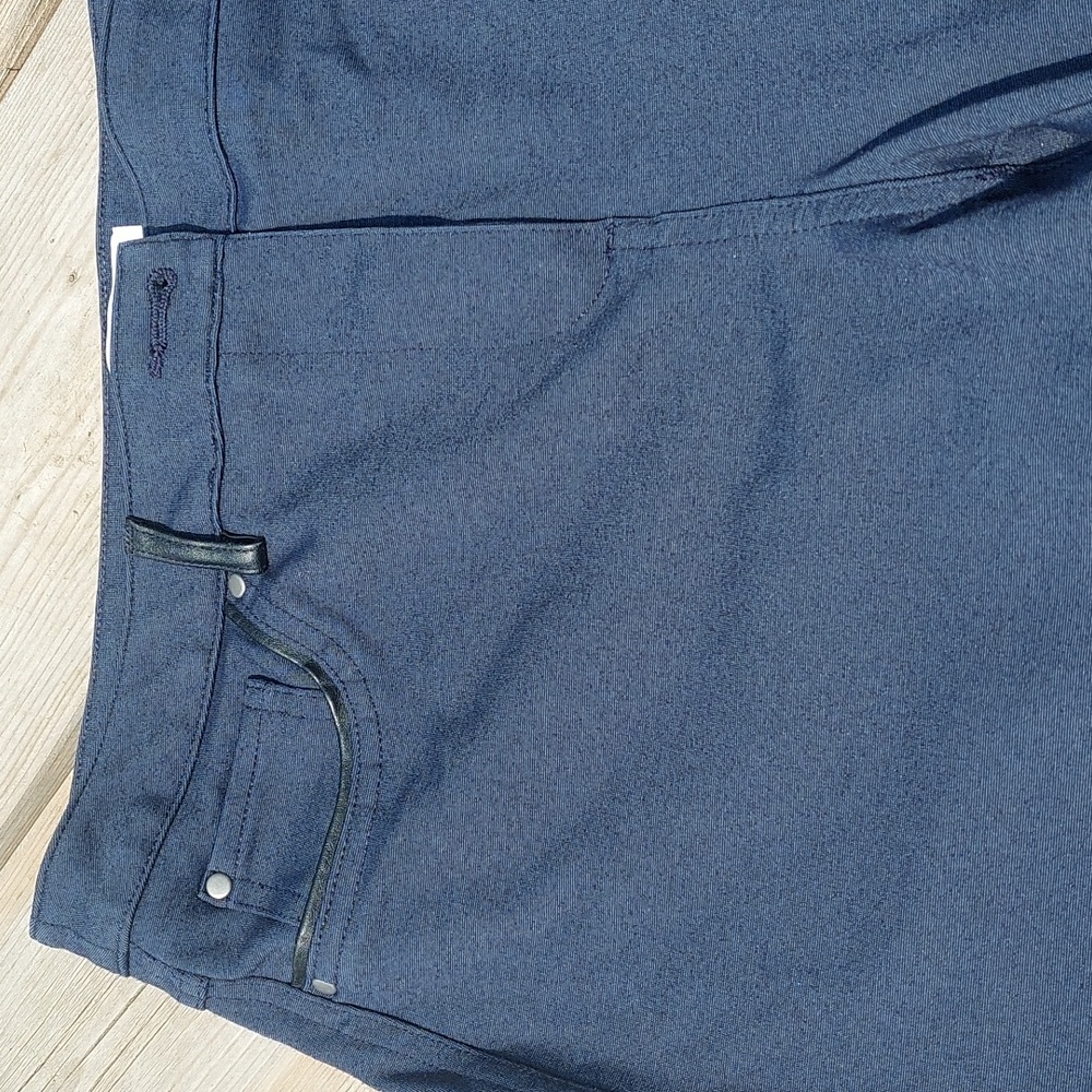 Reitmans pants - Picture 2 of 7
